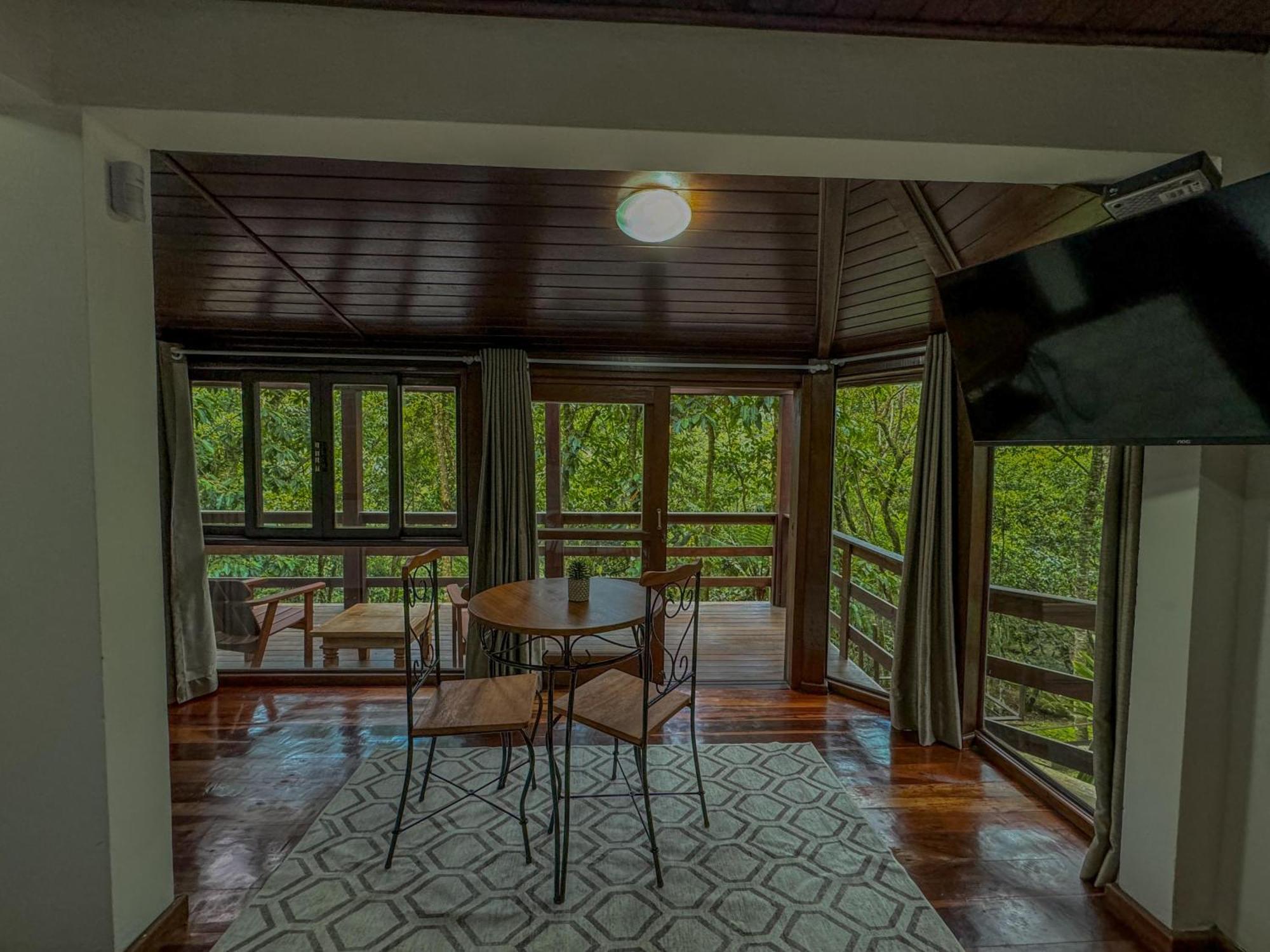 Recanto Do Escorrega Hotel